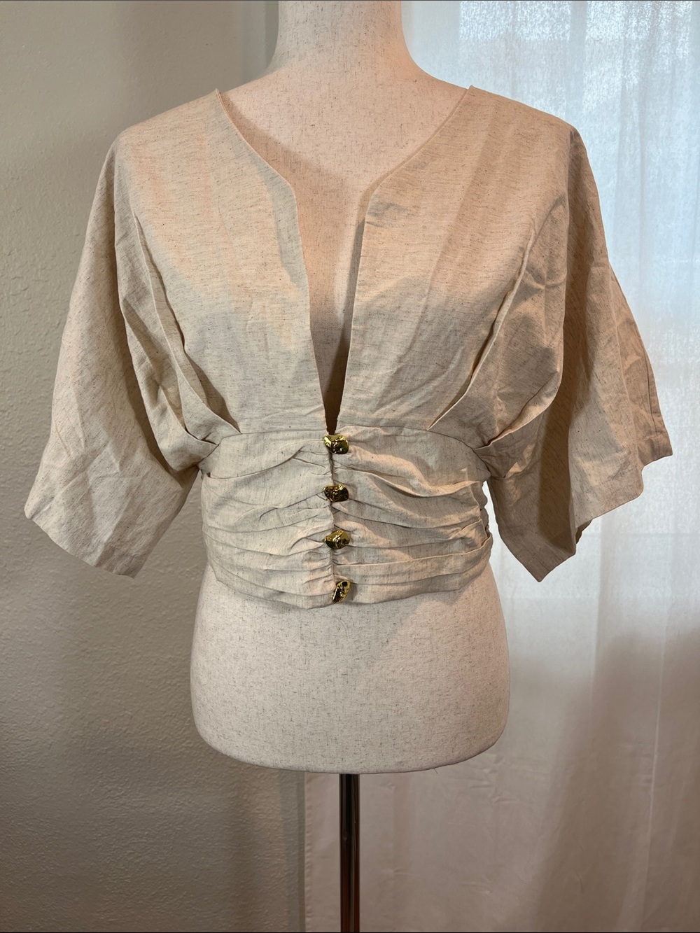 Commense Linen Cream Ruched Button-Front Blouse. Size M. NWT